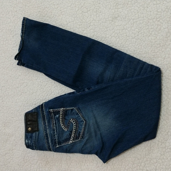 Silver Suki Mid Rise Straight Leg Jeans Size 26 - Picture 1 of 10